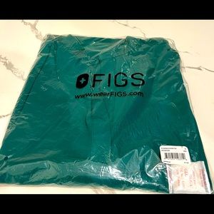 NWT: FIGS Hunter Green Rafaela Top, Size Small
